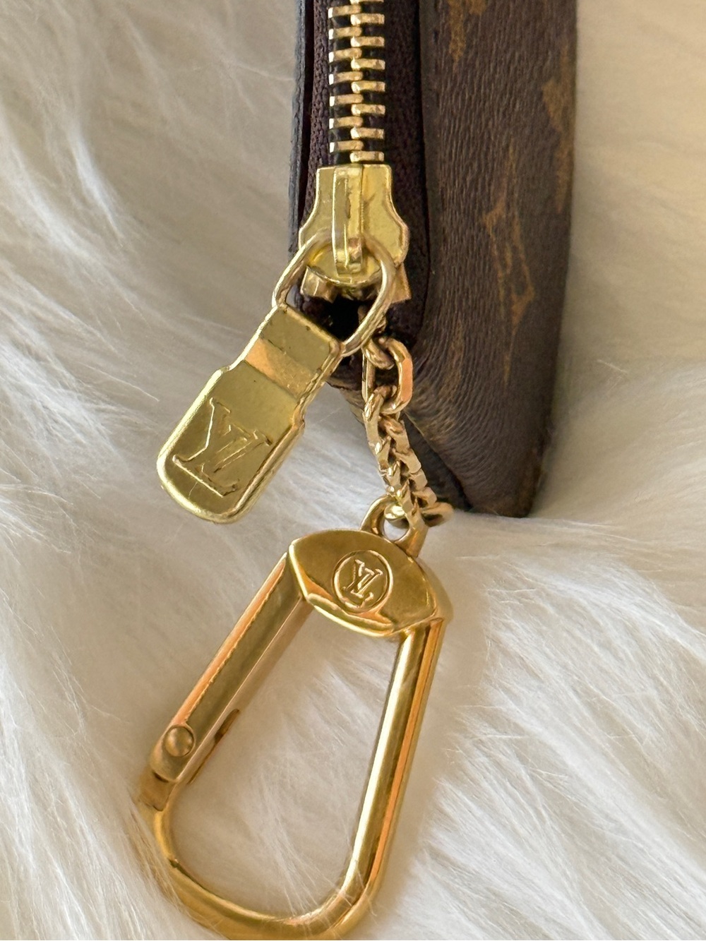 LOUIS VUITTON KEY POUCH MONOGRAM CANVAS KEY CLES - Picture 4 of 4